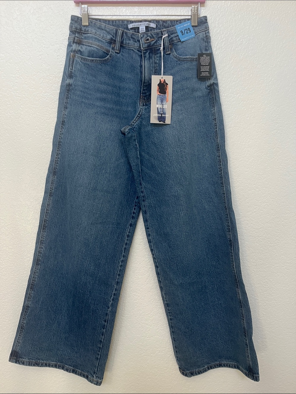Celebrity Pink mid rise wide leg jeans new w/tags Sz 9/29